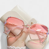 Damskie okulary z gradientowym efektem